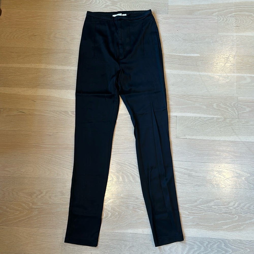 MNG Premium High-Waisted Slim-Cut Satin Cigarette Pant
